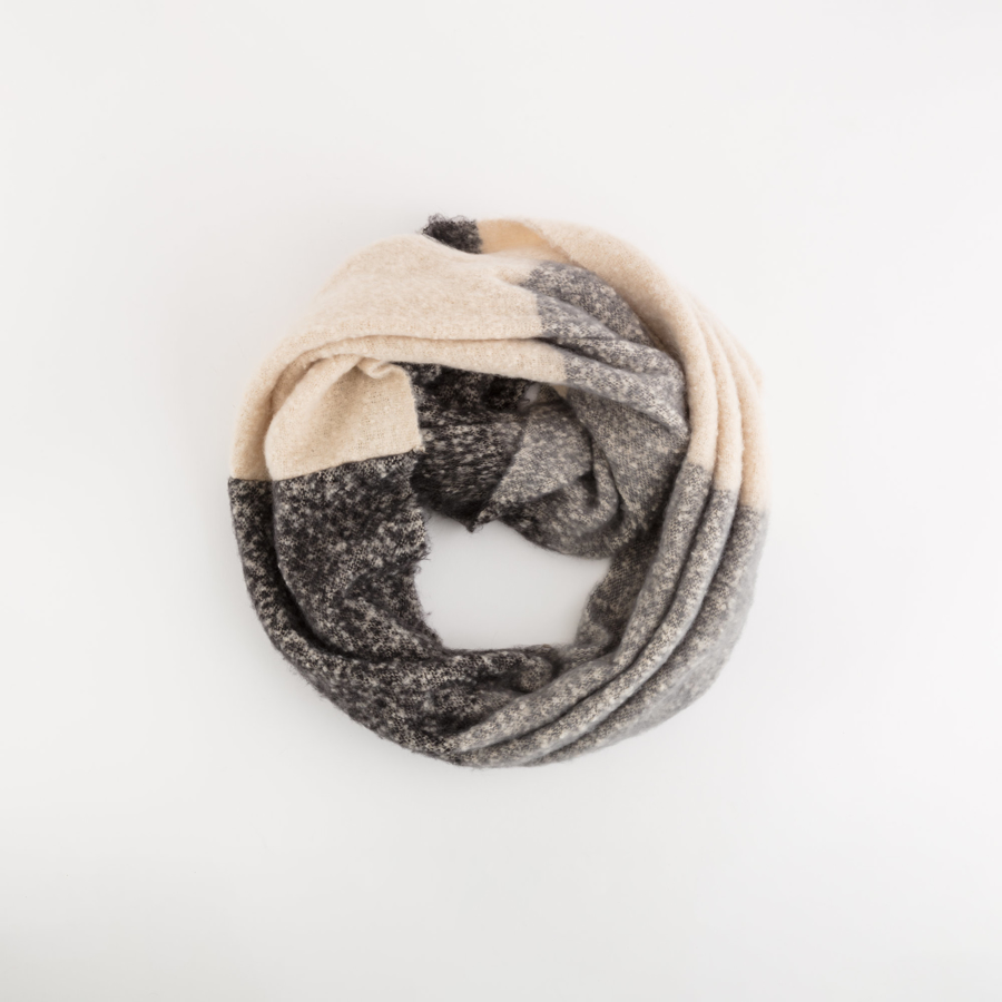 Слика на Carpisa - Модни додатоци