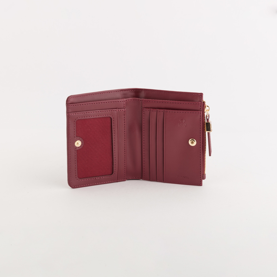 Слика на Carpisa - Додатоци