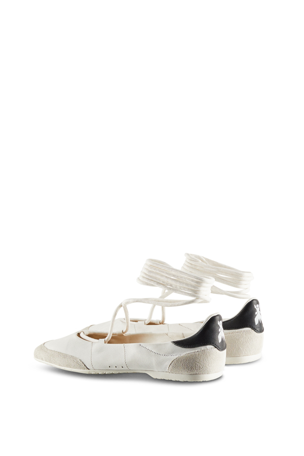 Слика на Patrizia Pepe - Ниски чевли