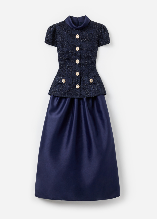 Слика на SELF-PФустани