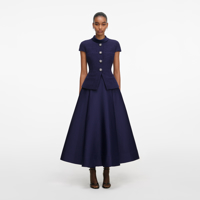 Слика на SELF-PФустани