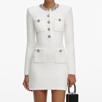 Слика на SELF-PФустани