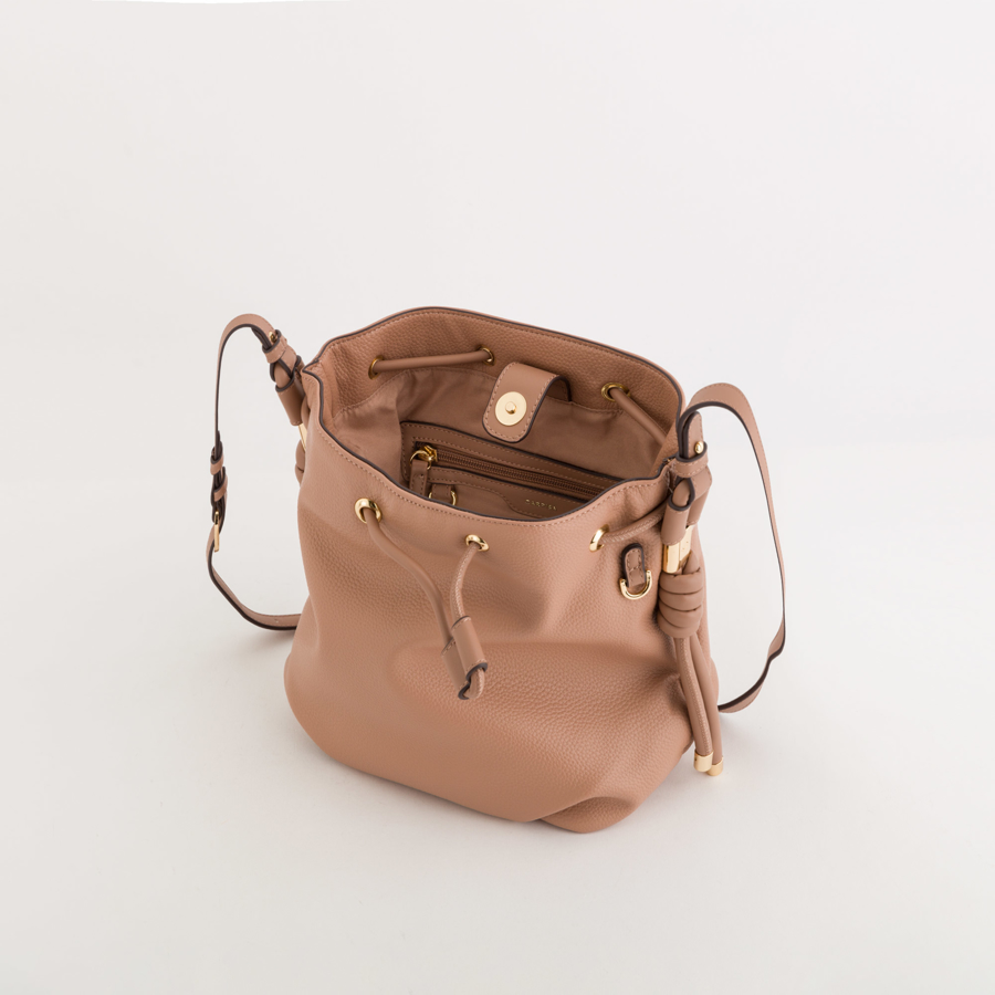 Слика на Carpisa - Модни додатоци