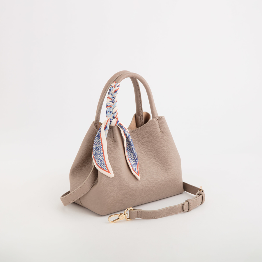 Слика на Carpisa - Чанти