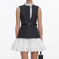 Слика на Self-Portrait - Фустани