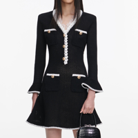 Слика на Self-Portrait - Фустани