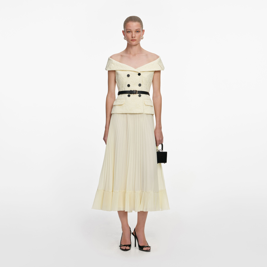 Слика на Self-Portrait - Фустани