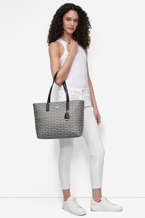 Слика на DKNY - Чанти