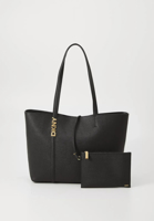 Слика на DKNY - Чанти