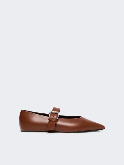 Слика на Weekend MaxMara - Ниски чевли